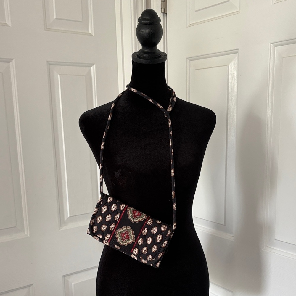 Vera Bradley Pirouette Retired Tri-Fold Crossbody Wallet Clutch